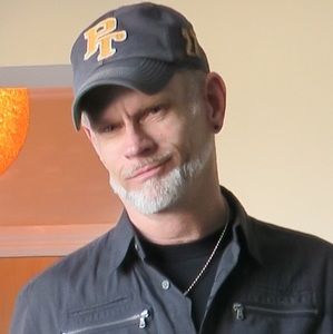 Meet your Posher, Brett